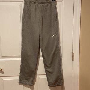 Nike boys grey lined sweatpant